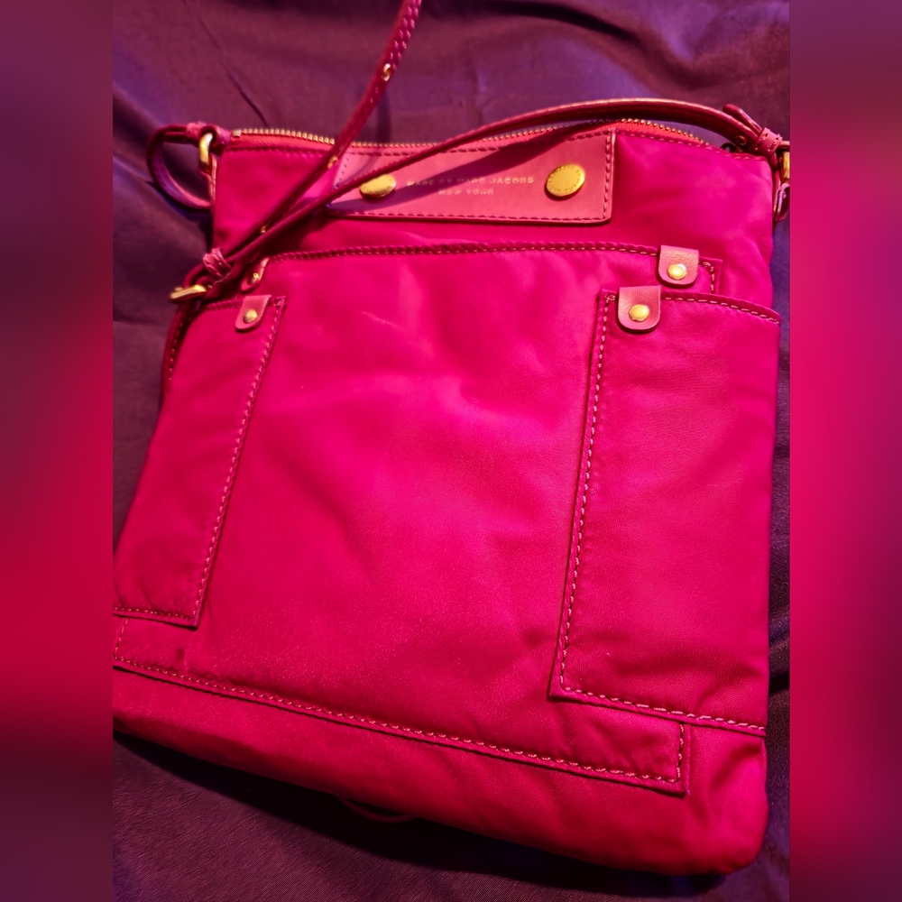 MARC by MARC JACOBS Preppy Nylon Sia Crossbody Bag- Fuschia Pink